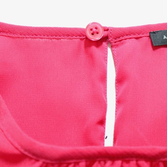 Ann Taylor Size M Flutter Sleeve Blouse Crinkle Chiffon Fuchsia Pink - Picture 11 of 12